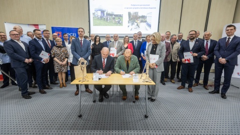 Porozumienie podpisano w Urzędzie Marszałkowskim. / Fot. Szymon Zdziebło dla K-PUM
