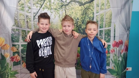 Dzień Szalonych Fryzur zorganizowały w Szkole Podstawowej nr 3 w Toruniu nauczycielki ze świetlicy, które także włączyły się w akcję. Okazja? Prima Aprilis!/fot. Agnieszka Smoleń