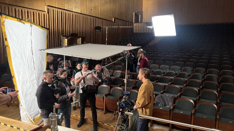 Filharmonia Pomorska, Park Kazimierza Wielkiego, a nawet siedziba Polskiego Radia PiK – te i wiele innych znanych lokalizacji będzie planem filmu powstającego w Bydgoszczy. Produkcja o roboczym tytule „Morderstwo w Filharmonii" już nabiera kształtów, o czym w czasie dnia prasowego opowiedział reżyser Maciej Hydr/fot. Izabela Langner