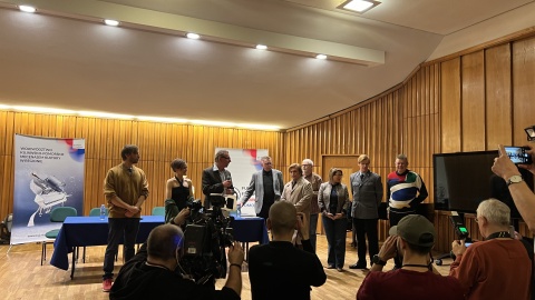 Filharmonia Pomorska, Park Kazimierza Wielkiego, a nawet siedziba Polskiego Radia PiK – te i wiele innych znanych lokalizacji będzie planem filmu powstającego w Bydgoszczy. Produkcja o roboczym tytule „Morderstwo w Filharmonii" już nabiera kształtów, o czym w czasie dnia prasowego opowiedział reżyser Maciej Hydr/fot. Izabela Langner
