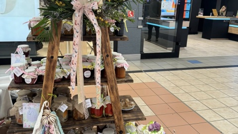 Stoisko Koła Gospodyń Wiejskich z Lubicza „Aktywny Zakątek” na kiermaszu w Łodzi/fot. Koło Gospodyń Wiejskich z Lubicza „Aktywny Zakątek”, Facebook