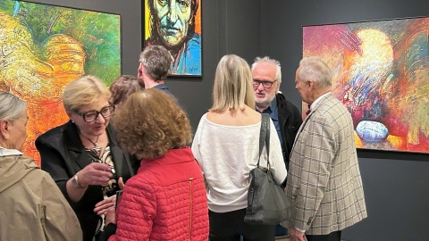 Artysta Ignacy Bulla świętował 50 lat pracy twórczej. Z tej okazji w bydgoskiej Galerii Wspólnej odbył się wernisaż jego prac stworzonych na przestrzeni ostatnich dekad/fot. Piotr Walczak