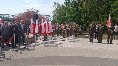 Uroczystości z okazji Dnia Flagi w Toruniu/fot. Michał Zaręba