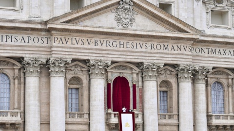 Pierwsze spotkanie papieża Leona XIV z wiernymi na modlitwie Regina Coeli/fot. PAP, EPA