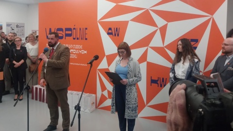 W Galerii Miejskiej bwa w Bydgoszczy otwarta została wystawa prac ponad 80 studentów z Wydziału Sztuk Projektowych Politechniki Bydgoskiej. Większość eksponatów to prace dyplomowe i semestralne/fot. Jolanta Fischer