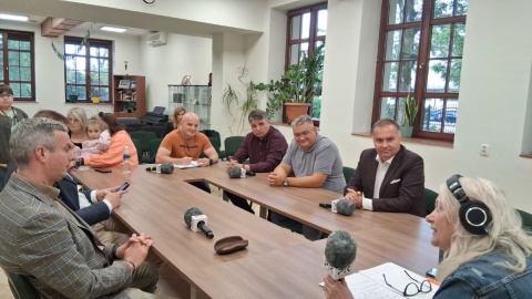 Uczestnicy audycji „Pytać każdy może" spotkali się z naszą dziennikarką Żanetą Walentyn w Centrum Dialogu w Janikowie/fot. Violetta Drążkowska