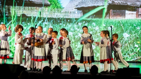 Zespół Pieśni i Tańca „Kujawy”, działający w strukturach Centrum Kultury „Browar B.” świętuje 40-lecie nieprzerwanej działalności artystycznej/fot. Mariusz Maciejewski/ „Centrum Kultury Browar B."/Facebook
