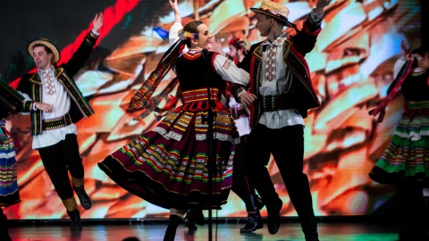 Zespół Pieśni i Tańca „Kujawy”, działający w strukturach Centrum Kultury „Browar B.” świętuje 40-lecie nieprzerwanej działalności artystycznej/fot. Mariusz Maciejewski/ „Centrum Kultury Browar B."/Facebook