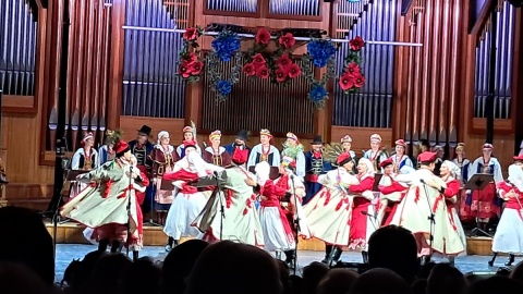 Koncert „Dla Ciebie Mamo" Zespołu Pieśni i Tańca Ziemia Bydgoska/fot. Magdalena Gill