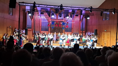 Koncert „Dla Ciebie Mamo" Zespołu Pieśni i Tańca Ziemia Bydgoska/fot. Magdalena Gill