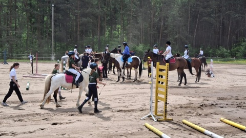 W Gródku w powiecie świeckim zorganizowano Skokowy Dzień Dziecka/fot. Marcin Doliński