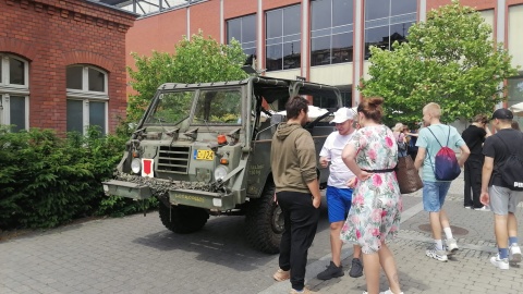 Piknik wojskowy przed Centrum Handlowym Focus w Bydgoszczy/fot. Monika Siwak