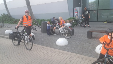 Około 200 rowerzystów wskoczyło na swoje pojazdy i wzięło udział w akcji „Toruń na rowery”/fot: Robert Duliński