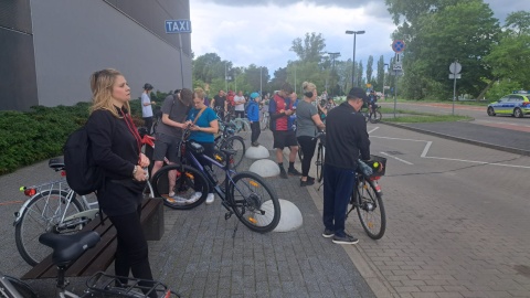 Około 200 rowerzystów wskoczyło na swoje pojazdy i wzięło udział w akcji „Toruń na rowery”/fot: Robert Duliński
