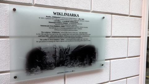 Wikliniarkę można już podziwiać nad ulicą Jatki. / Fot. Tatiana Adonis