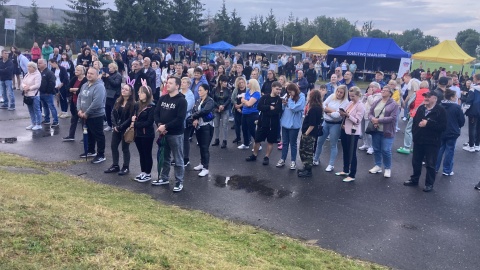 Mieszkańcy Warlubia zgromadzili się pod sceną podczas wieczornych koncertów/fot: Krystian Makowski
