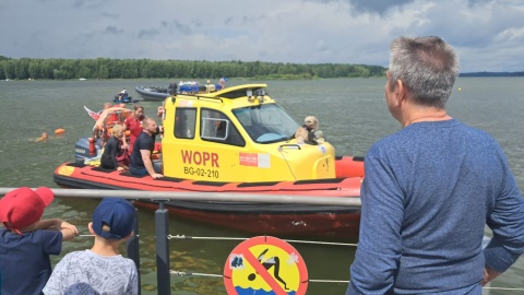 Akcja „Kręci mnie bezpieczeństwo w lecie" w Pieczyskach. / Fot. Damian Klich