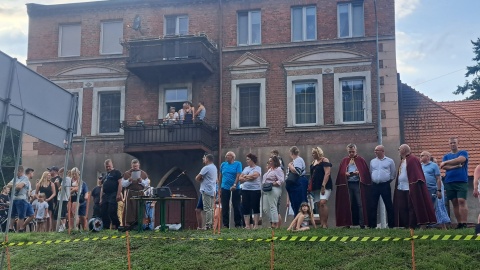 W rekonstrukcji bitewnej udział wzięło ponad sześćdziesiąt osób/fot. Robert Duliński