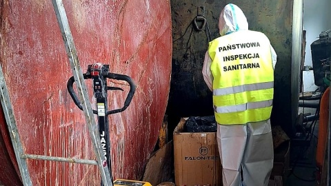 Na miejscu pracowali przedstawiciele Powiatowej Stacji Sanitarno-Epidemiologicznej/fot. Wojewódzka Stacja Sanitarno-Epidemiologiczna w Bydgoszczy/Facebook