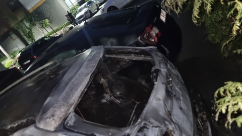 Policja bada sprawę pożarów samochodów w Bydgoszczy/fot. KM PSP Bydgoszcz