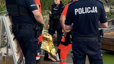 Ratownikom WOPR udało się wyłowić mężczyznę z Wisły. / Fot. WOPR Toruń