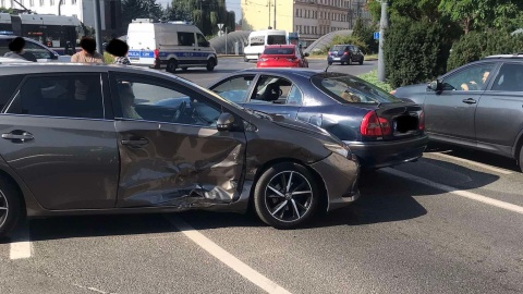 Kolizja na rondzie Jagiellonów w Bydgoszczy/fot. Heron15 Pomoc Drogowa Bydgoszcz 24h Andruszczenko Krystian 501337500
