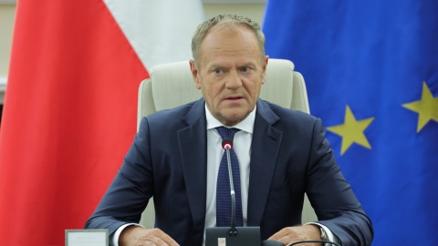 Premier Donald Tusk na nadzwyczajnym posiedzeniu rządu w KPRM w Warszawie/fot. Szymon Pulcyn, PAP