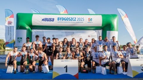 Grad medali polskich wioślarzy w AME w Bydgoszczy/fot. Piotr Wargacki