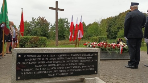 Ofiary zagłady osób z zaburzeniami psychicznymi uczczono podczas uroczystości w Borównie/fot.: Monika Siwak