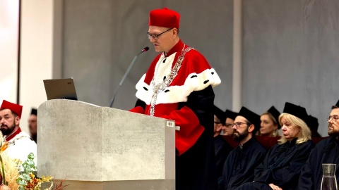 Prof. Józef Gawlik, były rektor Politechniki Krakowskiej jest od dziś doktorem honoris causa Politechniki Bydgoskiej/fot. Izabela Langner