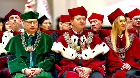 Prof. Józef Gawlik, były rektor Politechniki Krakowskiej jest od dziś doktorem honoris causa Politechniki Bydgoskiej/fot. Izabela Langner