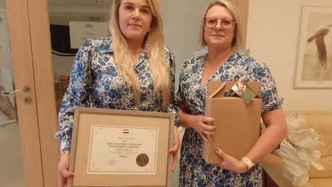 Koło Gospodyń Wiejskich z Józefowa „Fajne babki" dostało nagroda za prowadzenie świetlicy wiejskiej/fot. Michał Zaręba