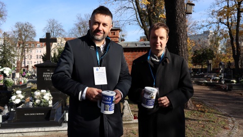 Kwesta na Cmentarzu Starofarnym w Bydgoszczy/fot. Tatiana Adonis