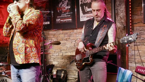 Michał Kielak & The Mystery Train na scenie Hard Rock Pubu „Pamela". / Fot. Nadesłane / Dariusz Kilan