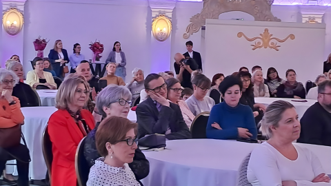 Wiersze księdza Jana Twardowskiego czytali Anna Dymna i aktor Teatru Polskiego Mirosław Guzowski/fot. Ewa Dąbska-Wieczorkowska