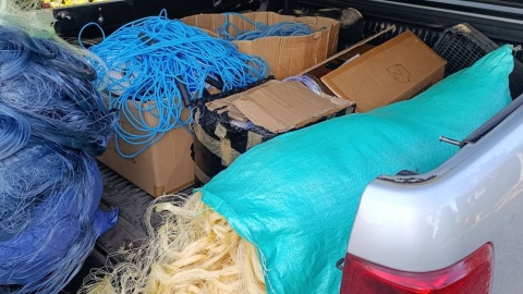 Kłusownik znad jeziora Gopło wpadł w ręce policjantów i strażników rybackich/fot. Policja Inowrocław