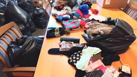 Dary przyniesione przez mieszkańców/fot. Marcin Kupczyk