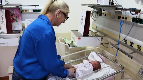 Mama i trojaczki czują się dobrze, więc mogą wrócić do domu/fot. Tatiana Adonis