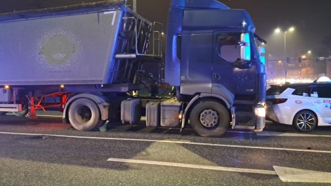 Ciężarówkę zatrzymano na ul. Toruńskiej. / Fot. Bogumiła Wresiło