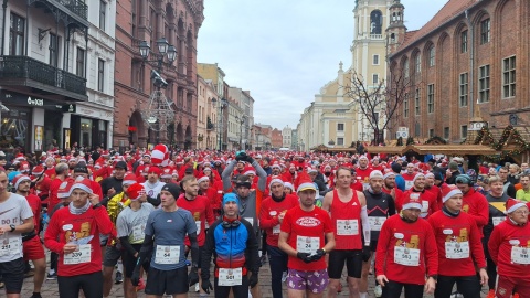 Bieg Świętych Mikołajów w Toruniu/fot. Tomasz Bielicki