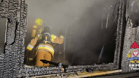 W wigilijny poranek spłonęła sauna w m. Kopanino pod Toruniem/fot. OSP Gronowo i OSP Lubicz/KM PSP Toruń/Facebook