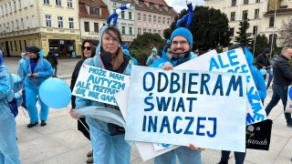 Zrozumienie kluczem do akceptacji. Fundacja Sensorium wyciąga rękę do osób wykluczonych