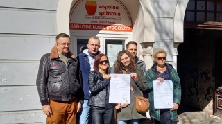 Społecznicy łączą siły, by pomagać. Ciepło serca w słoiku wraca na wiosnę