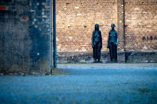 Dwa pokolenia dziewcząt w Ravensbrck. PR Katowice na Konkursie Grand PiK 2025