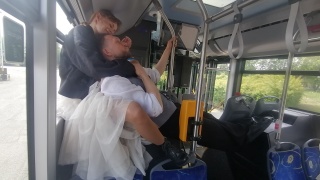 Teatr w mobilnej wersji Wyjątkowy spektakl powstaje w Toruniu. Sceną będzie... autobus [zdjęcia, wideo]