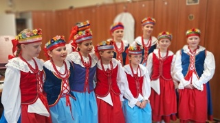 Koncert dla wszystkich mam Zespół Pieśni i Tańca Ziemia Bydgoska zaprasza do Filharmonii