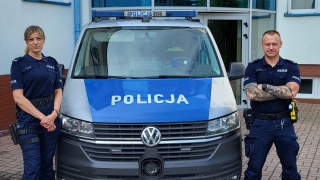 Ojciec dziecka poprosił o pomoc. Policjanci pilotowali rodzącą aż do szpitala
