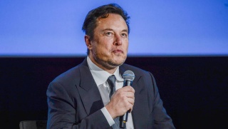Kosmiczny pociąg na niebie. Kolejne satelity Starlink już na orbicie