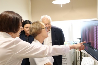 Sfilmują krtań, żeby skuteczniej ją leczyć. Szpital Biziela dostał znakomitą kamerę [zdjęcia, wideo]