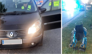 Śmiertelny wypadek w Pocierzynie. Samochód wjechał w 94-latkę na wózku i jej córkę [zdjęcia]